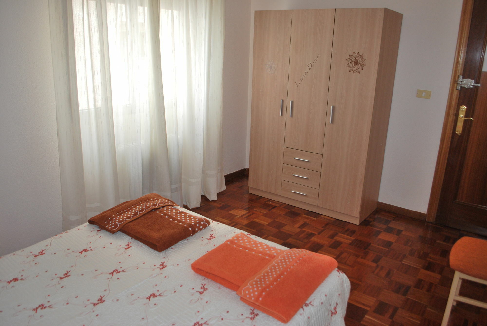 Apartamento Isabel Cuenca  Bagian luar foto